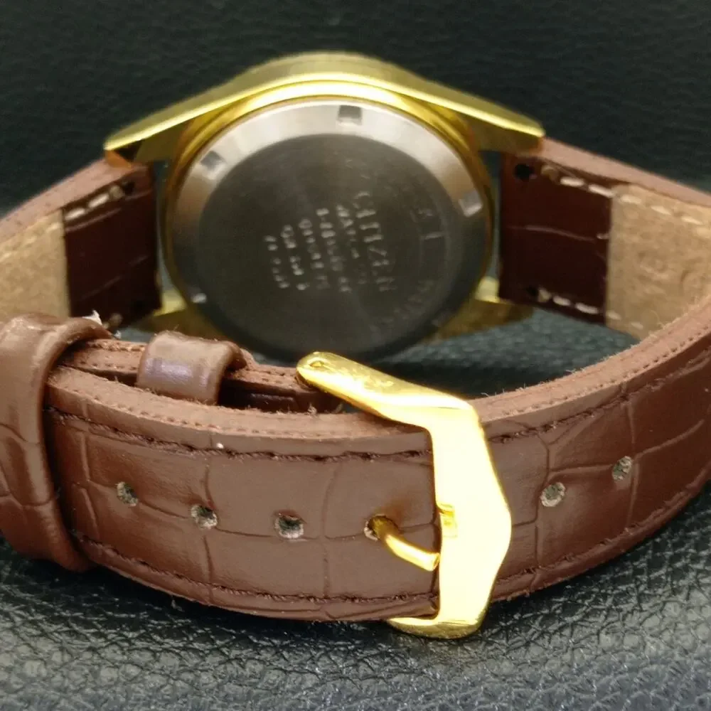 Vintage 1977 Citizen Automatic Mens Gold Watch W/daydate & Red accents - Picture 2 of 8